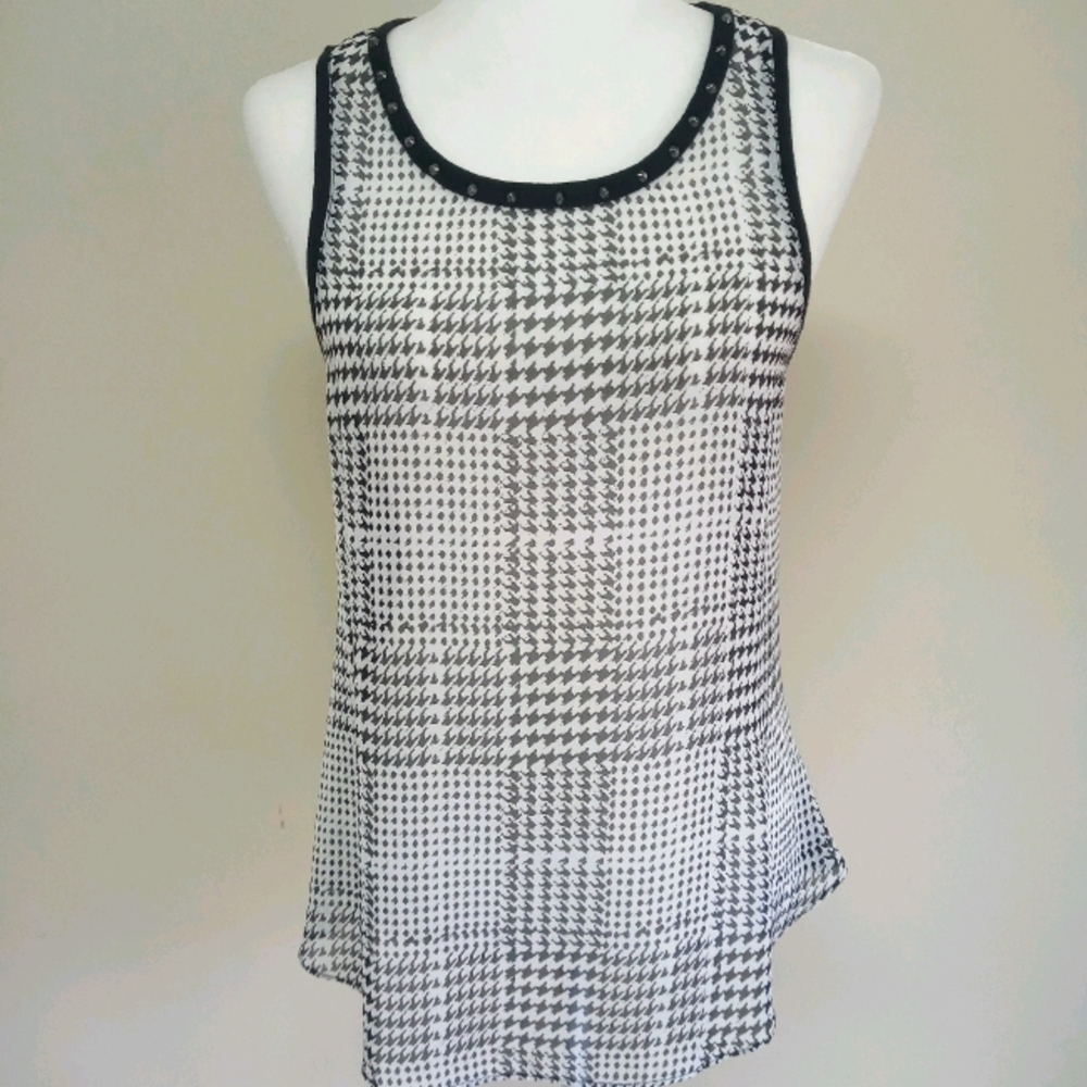Express Studded Neckline Houndstooth Print Tank